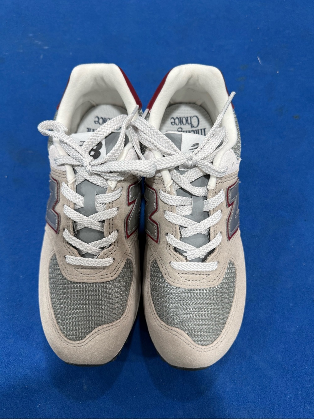 New Balance Light Gray & Burgundy Retro Runner - Picture 2 of 3